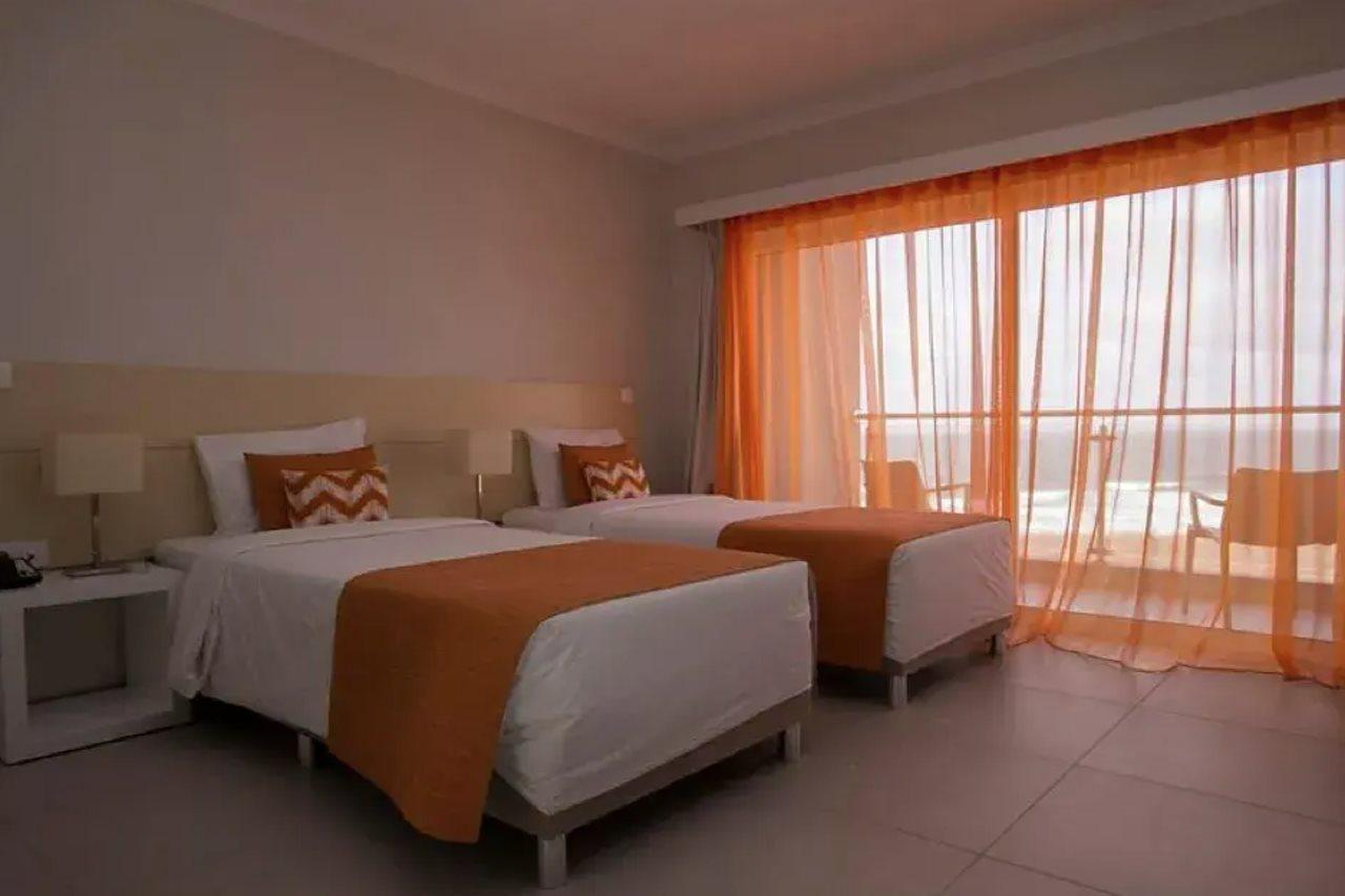 Tiduca Hotel Ponta Do Sol Exteriör bild
