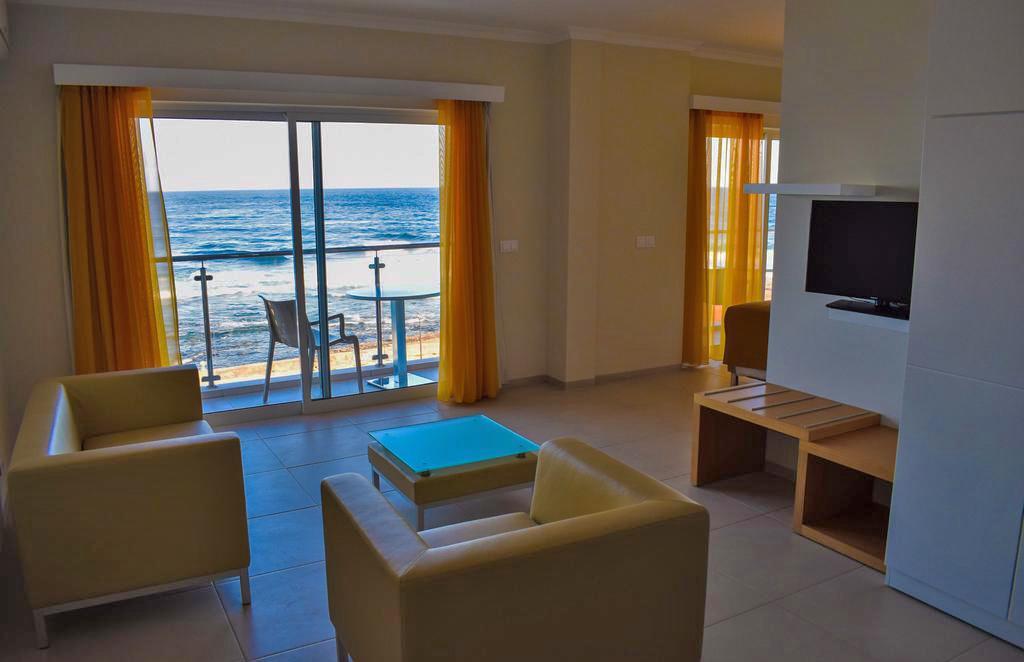 Tiduca Hotel Ponta Do Sol Exteriör bild