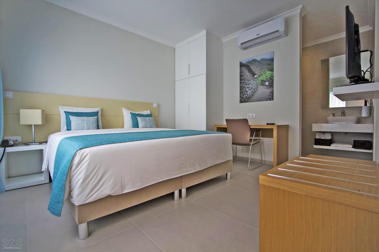 Tiduca Hotel Ponta Do Sol Exteriör bild